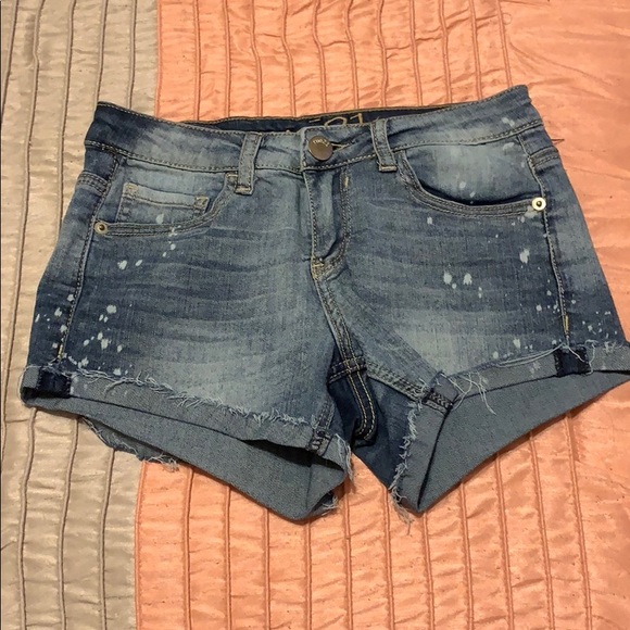 Jean shorts - Picture 1 of 4
